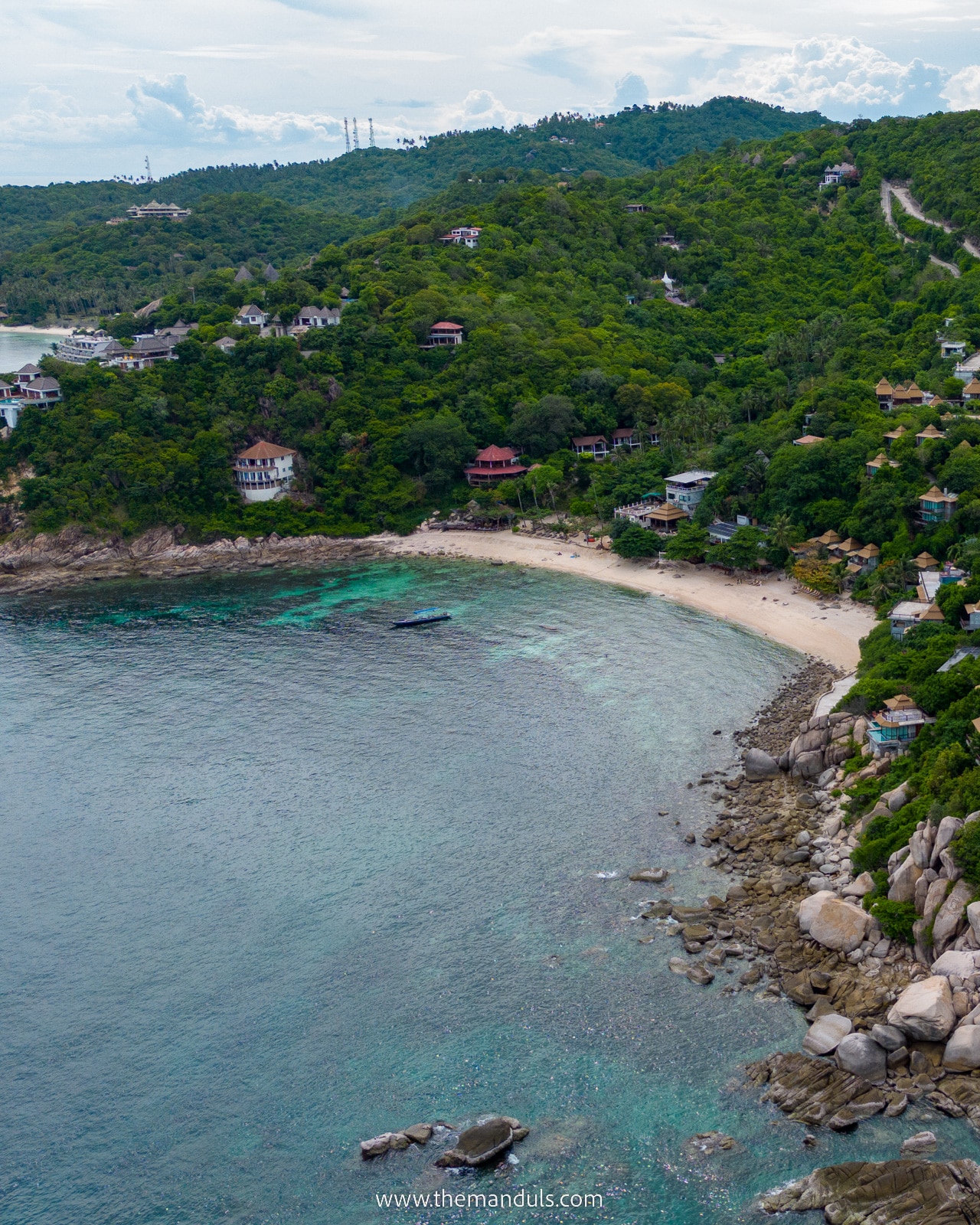 Sai Daeng Beach drone, best things to do on Koh Tao, BEst places Koh Tao, attractions, snorkeling Koh Tao, Koh Tao Best Beaches, Koh Tao Itinerary