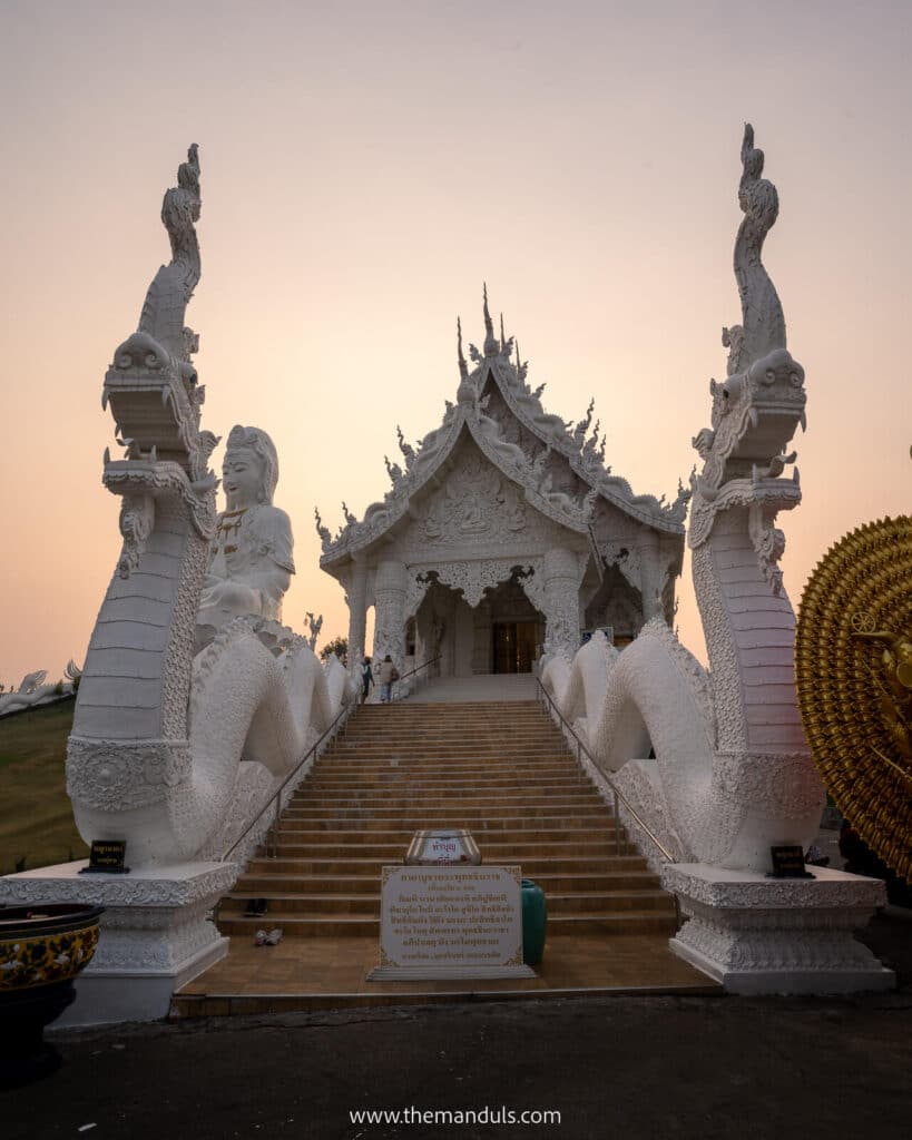Wat Huay Pla Kang sunset Chiang Rai