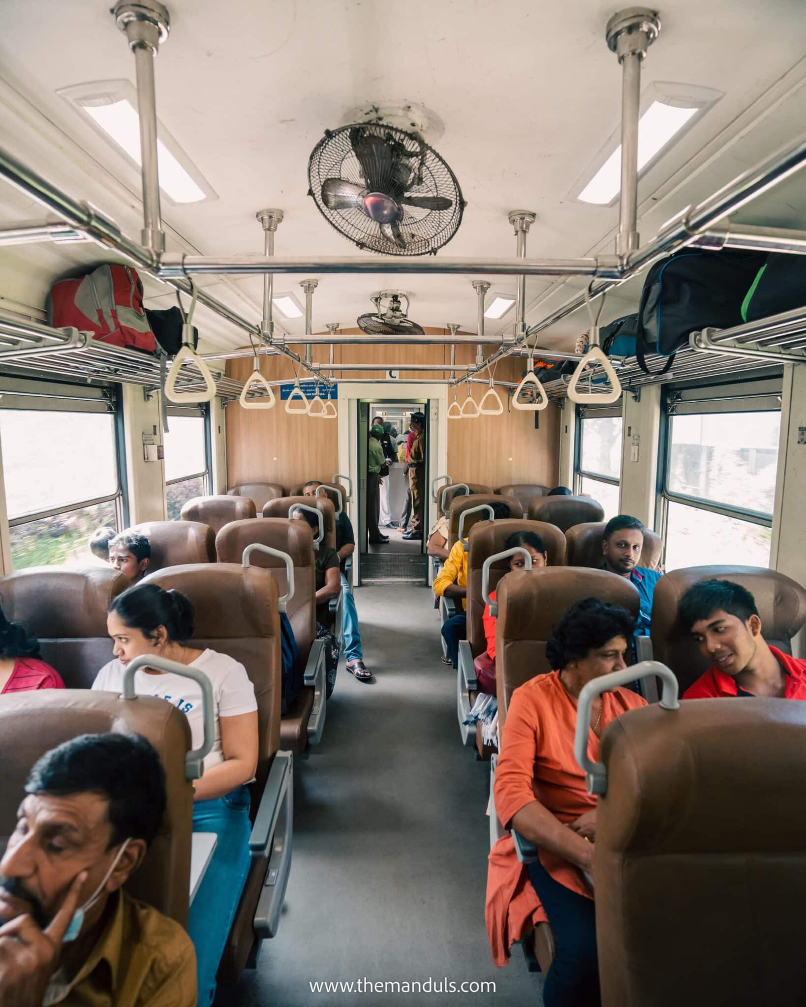 colombo-to-ella-train-complete-travel-guide