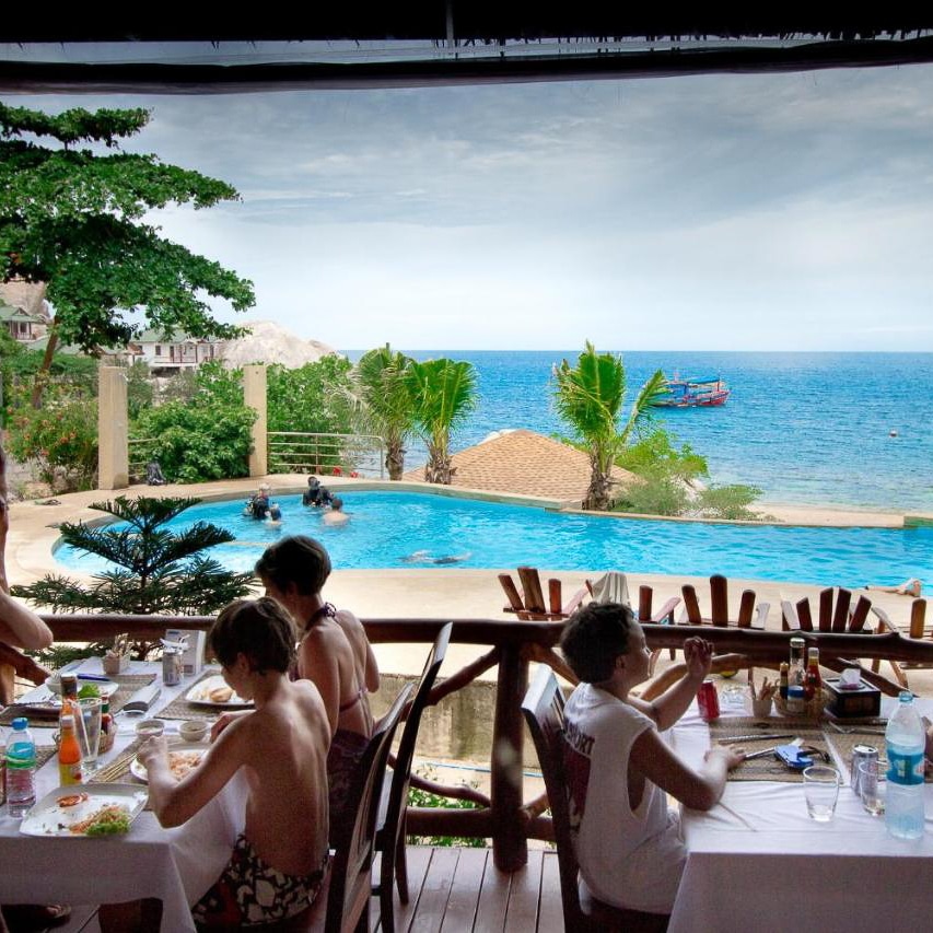 Montalay Beach Resort - best hotels on Koh Tao Tanote Bay