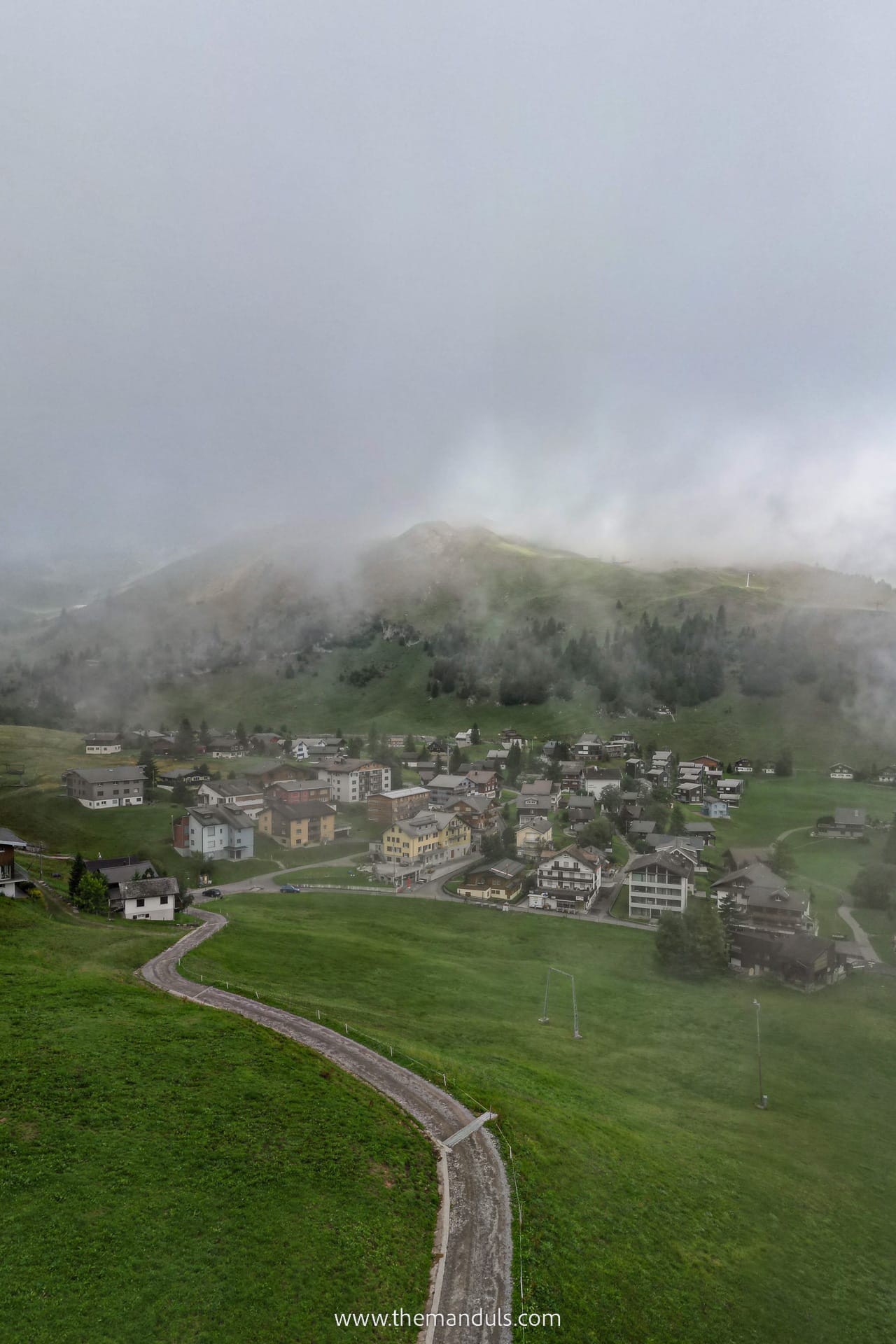 Stoos Ridge Hike Klingenstock Fronalpstock