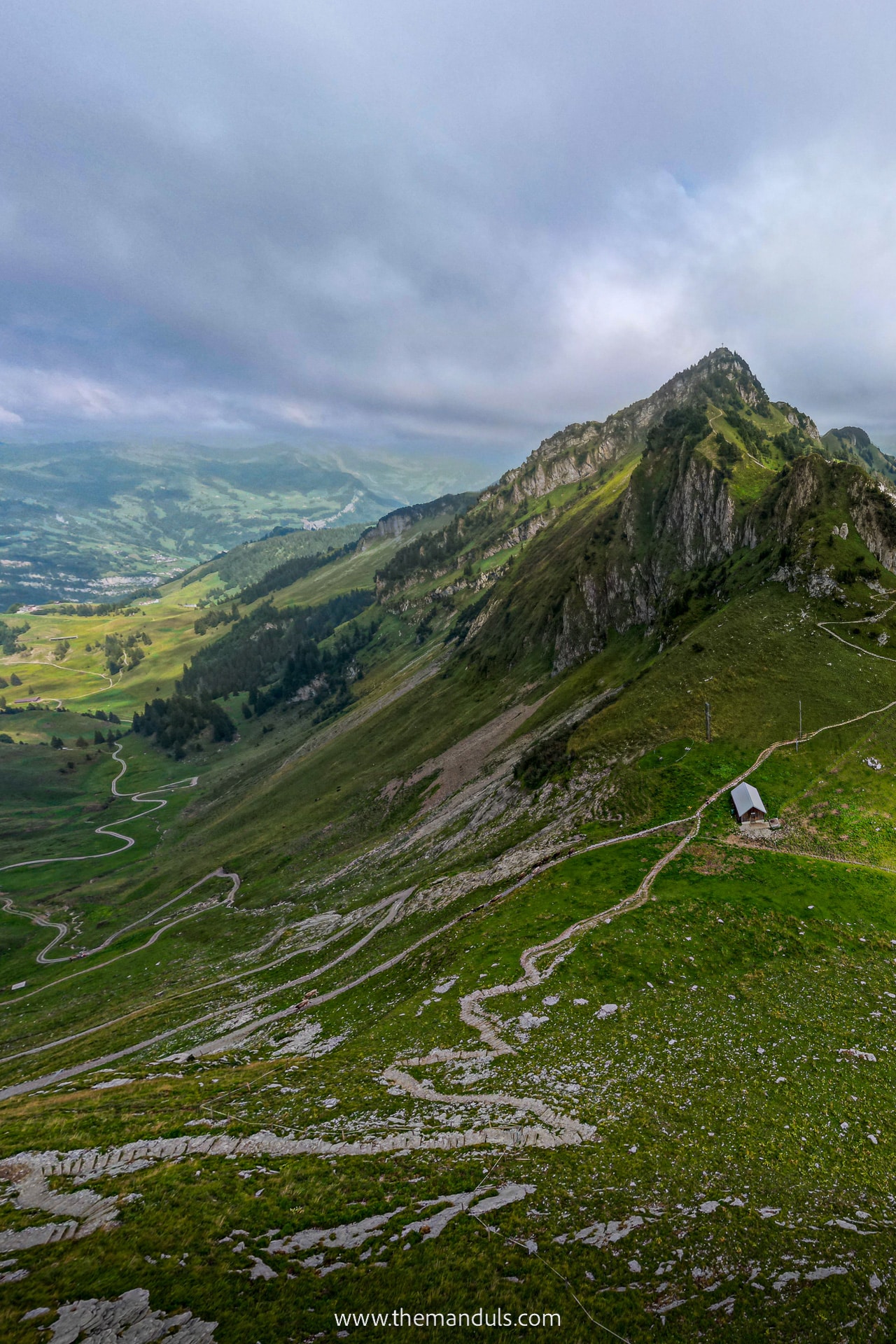 Stoos Ridge Hike Klingenstock Fronalpstock