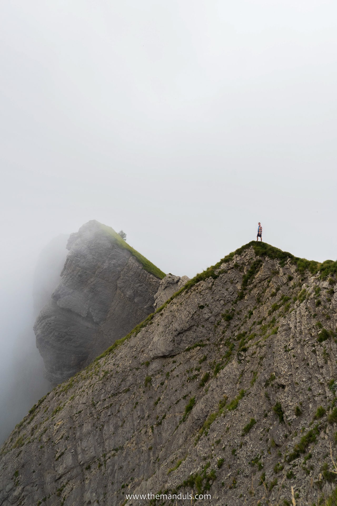 Stoos Ridge Hike Klingenstock Fronalpstock