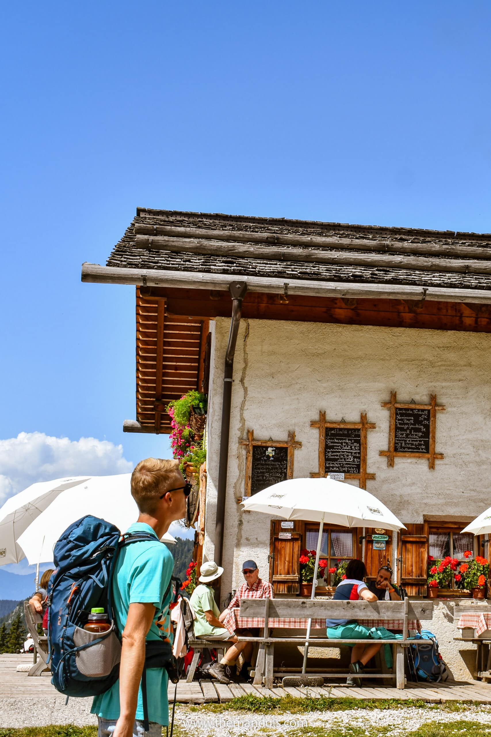 Rifugio delle Odle Adolf Munkel Weg Geisler Alm Italian Dolomites Val di Funes