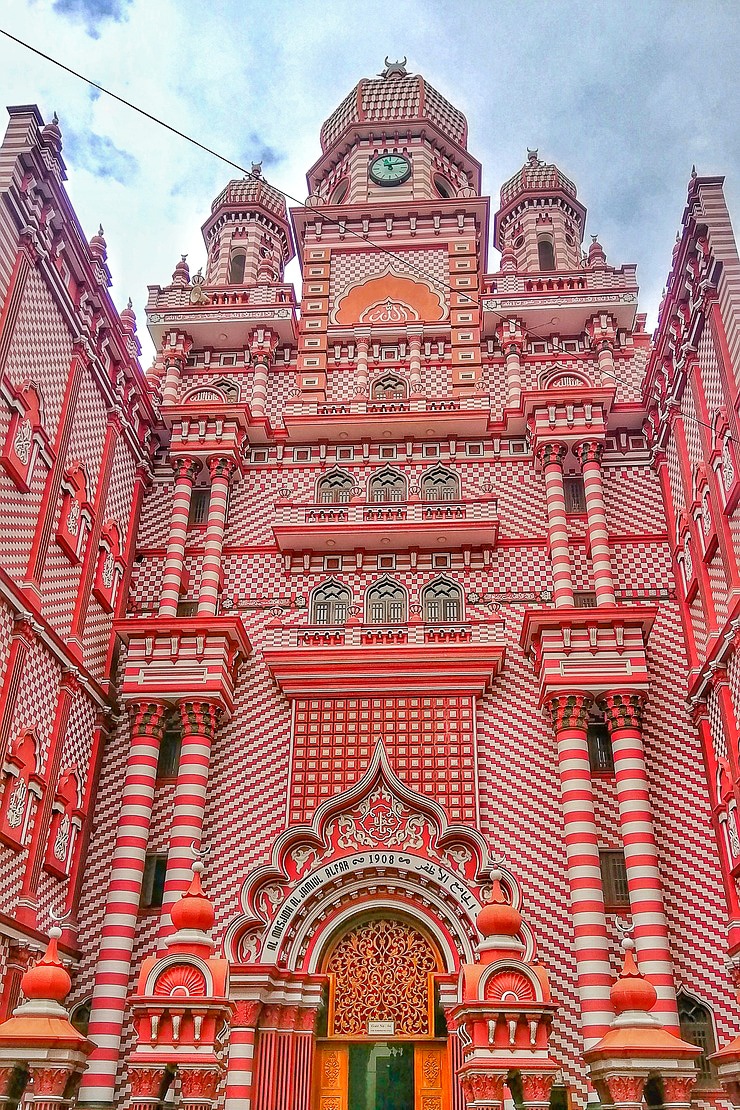 Colombo REd Mosque