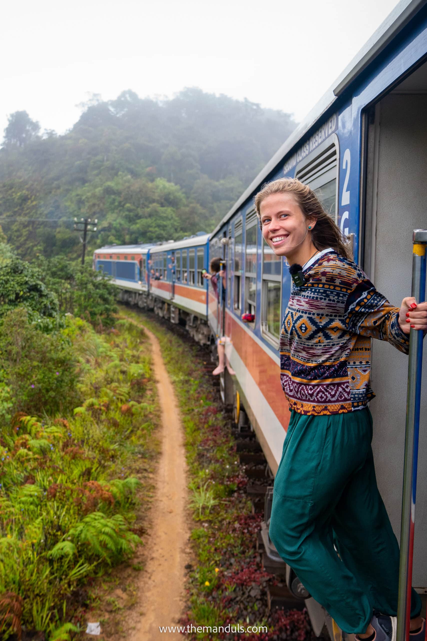 Kandy to Ella train Sri Lanka train ride open door