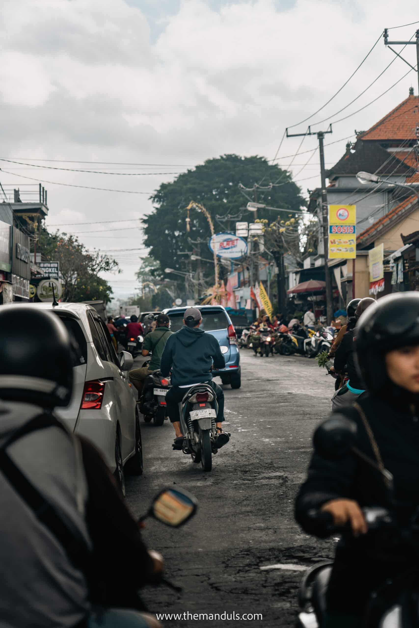 Bali traffic