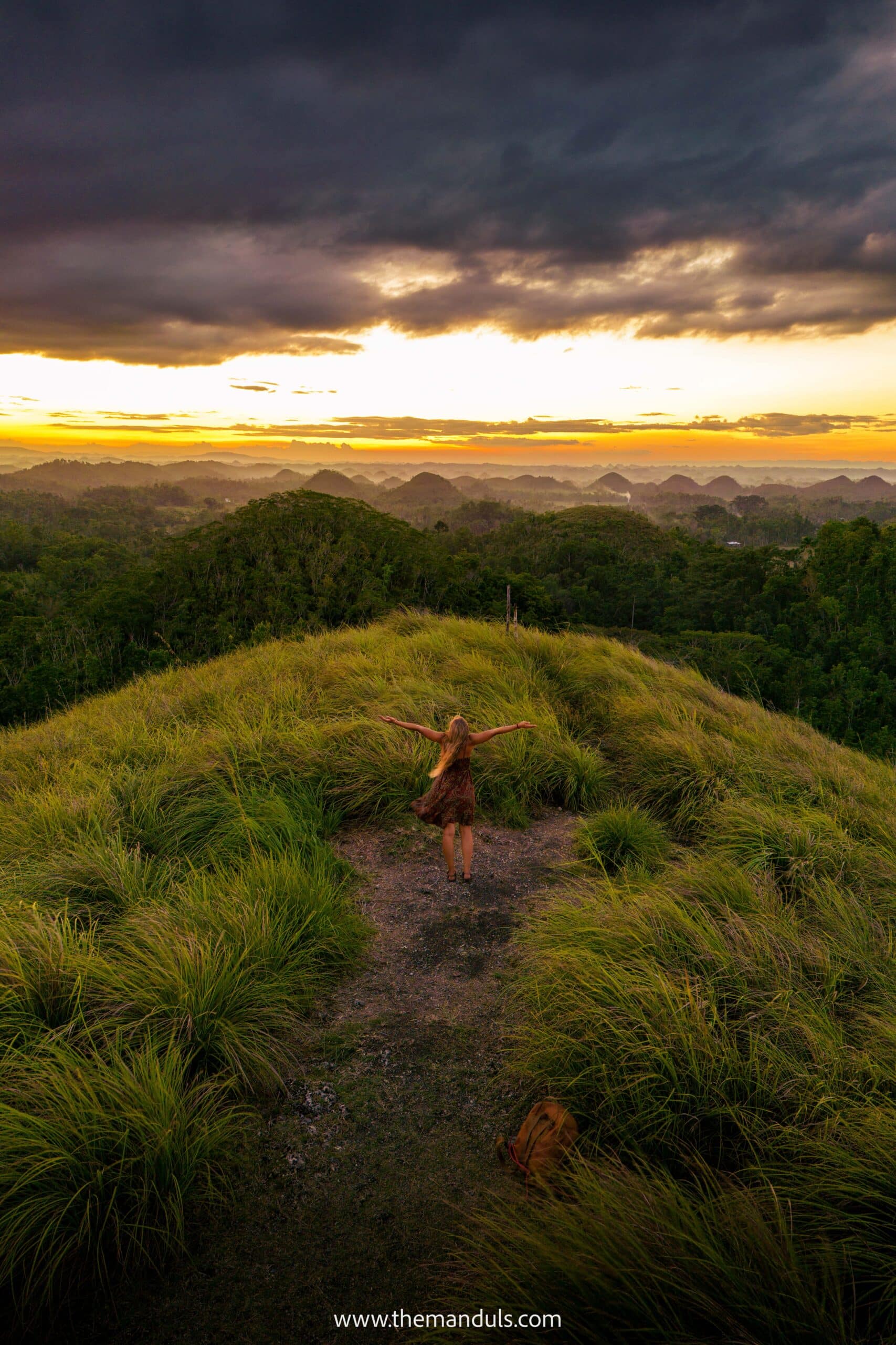 Chocolate Hills Bohol 