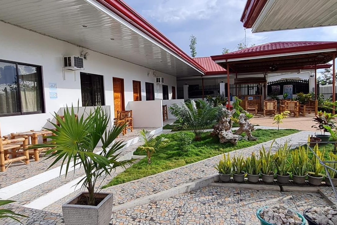 Babas Guesthouse Moalboal Cebu 2