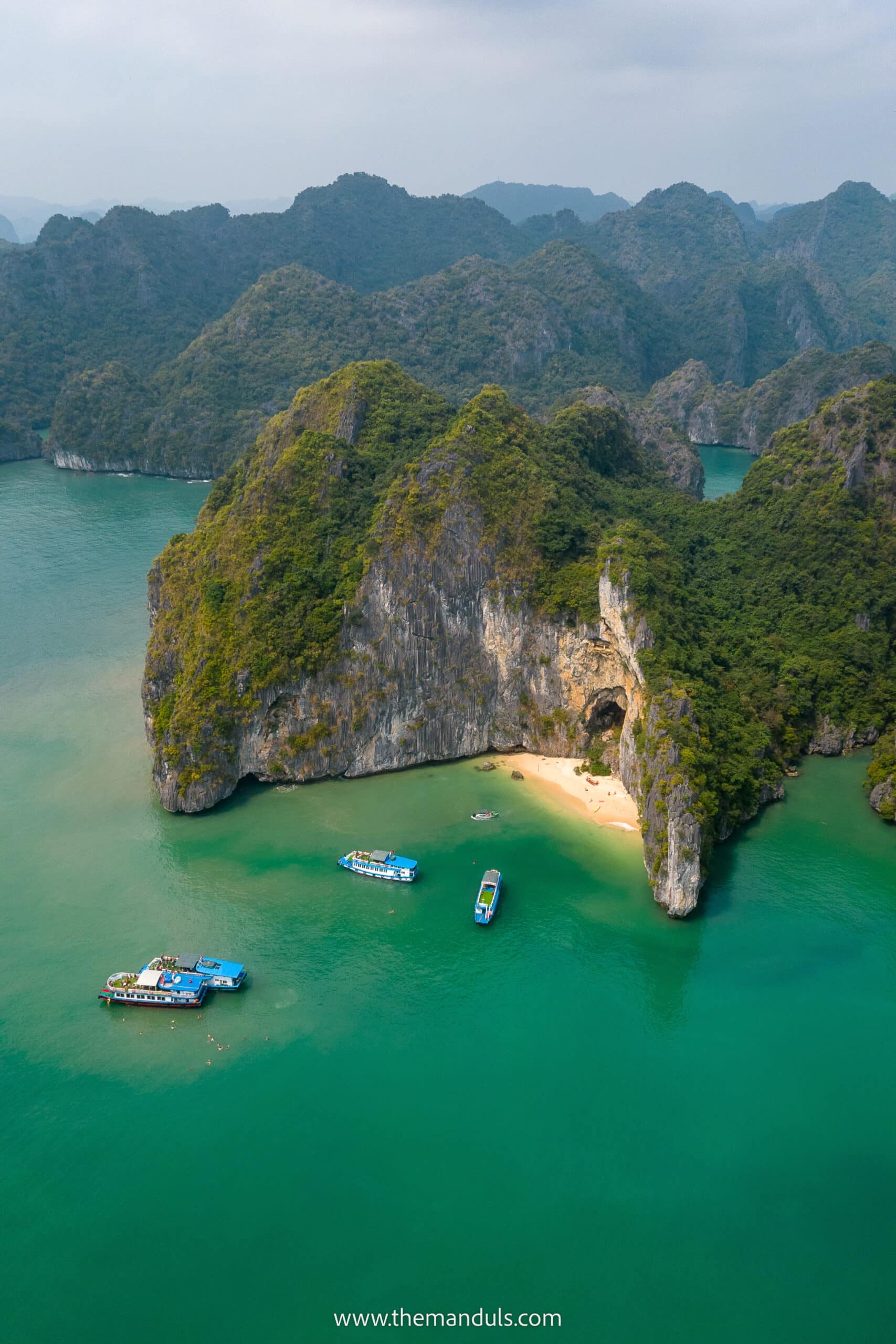 Vietnam Ha Long Bay