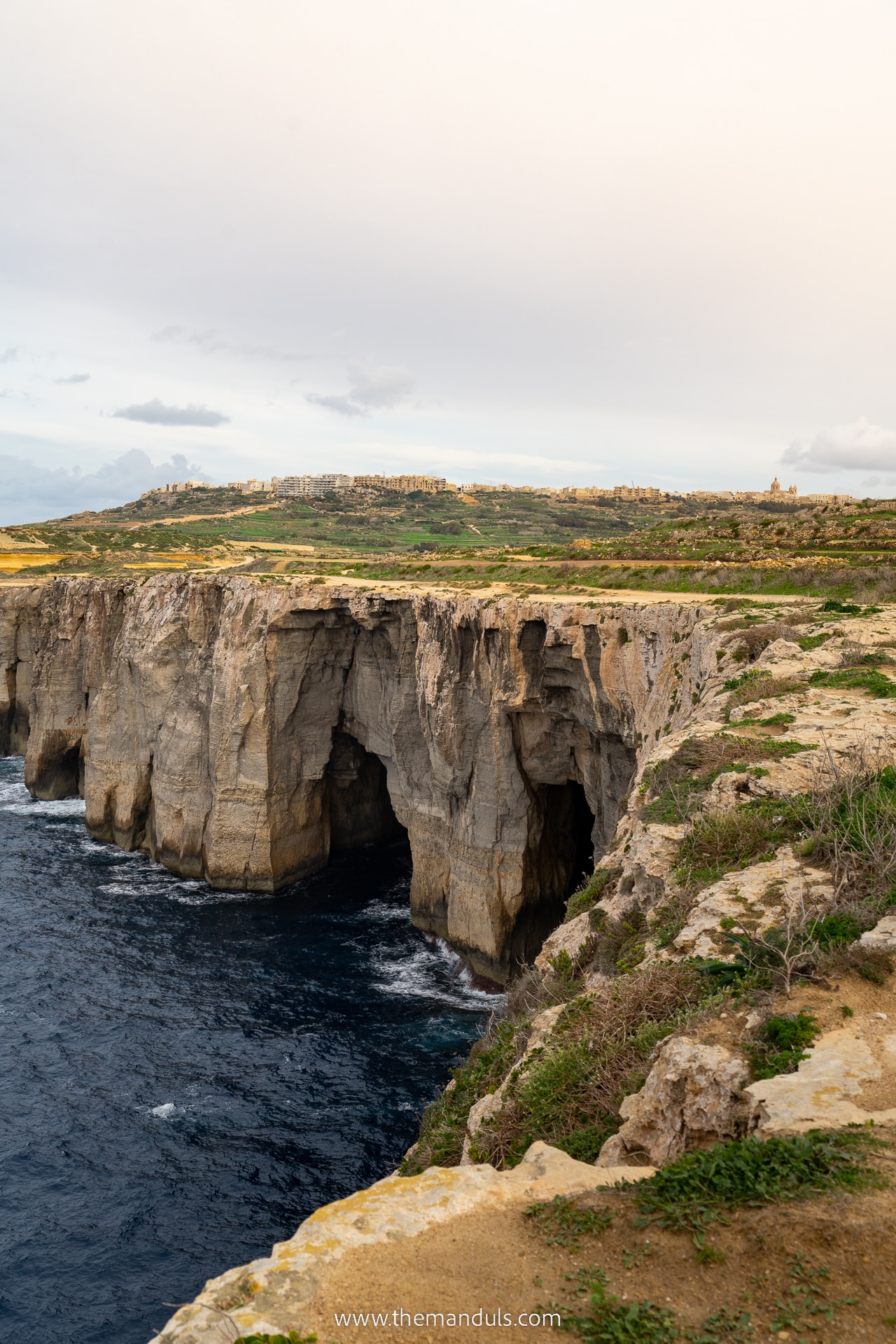 Big Cave - Ghar tal-Qrewis Gozo