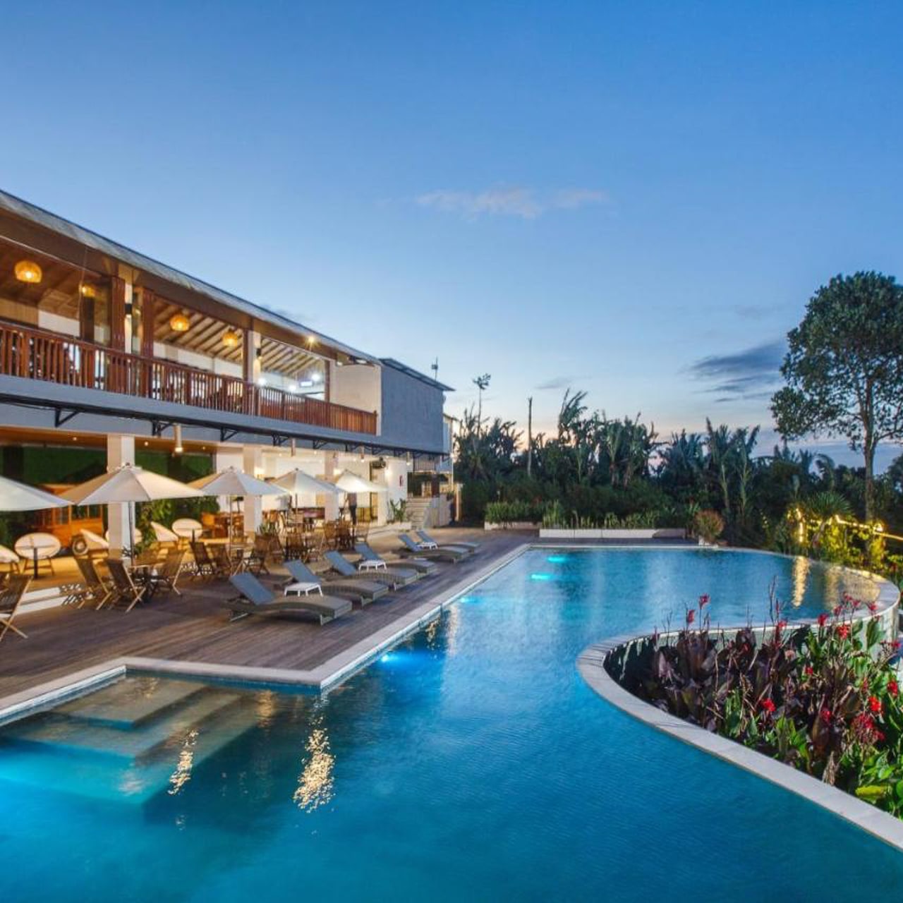 Giriwood Hotel & Villa - Best hotels Bedugul
