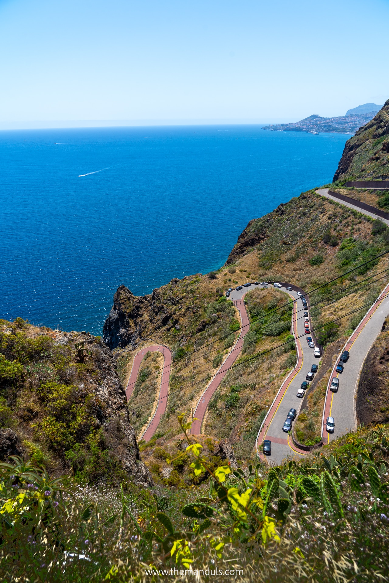 Road to Praia do Garajau Road to Praia do Garajau