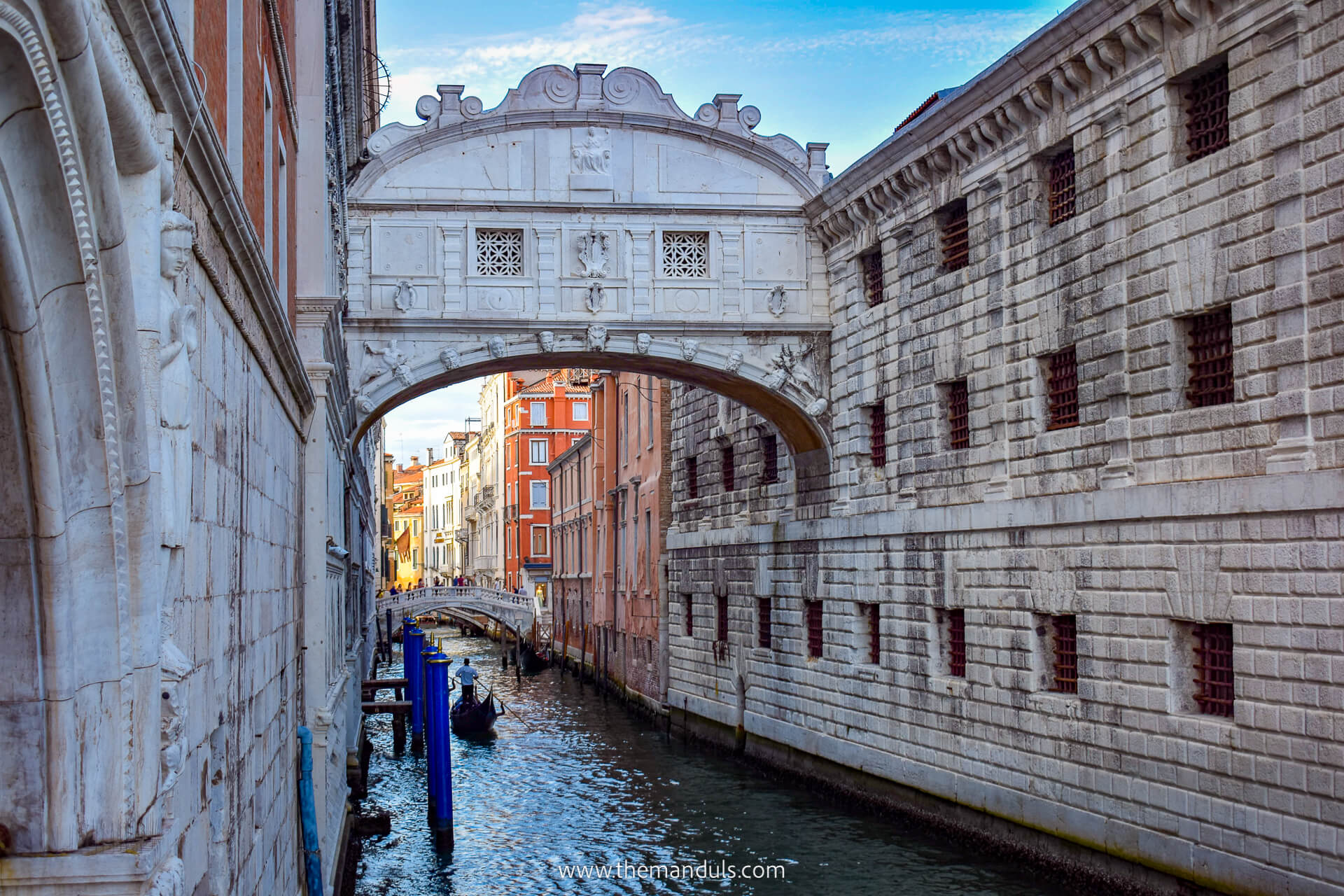 Best Things to do in Venice Italy, Bridge of Sighs