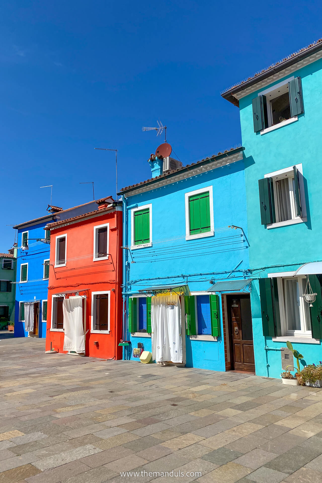 Best Things to do in Venice Italy, Burano Island