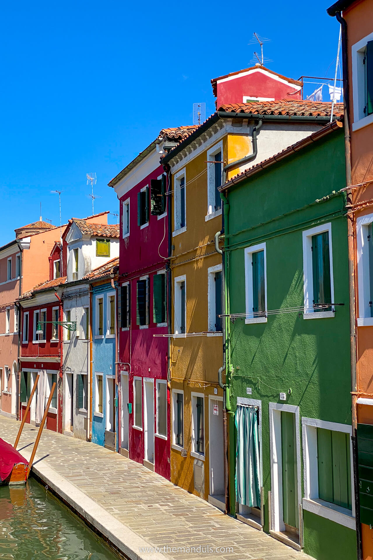 Best Things to do in Venice Italy, Burano Island