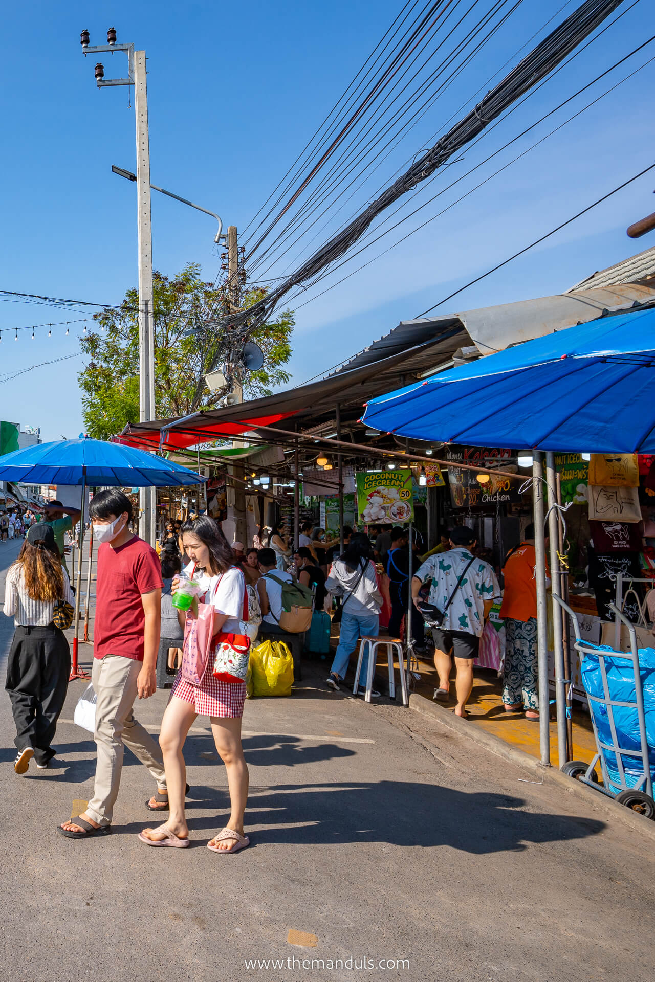 Chatuchak Weekend Market Bangkok 1 Chatuchak Weekend Market main street