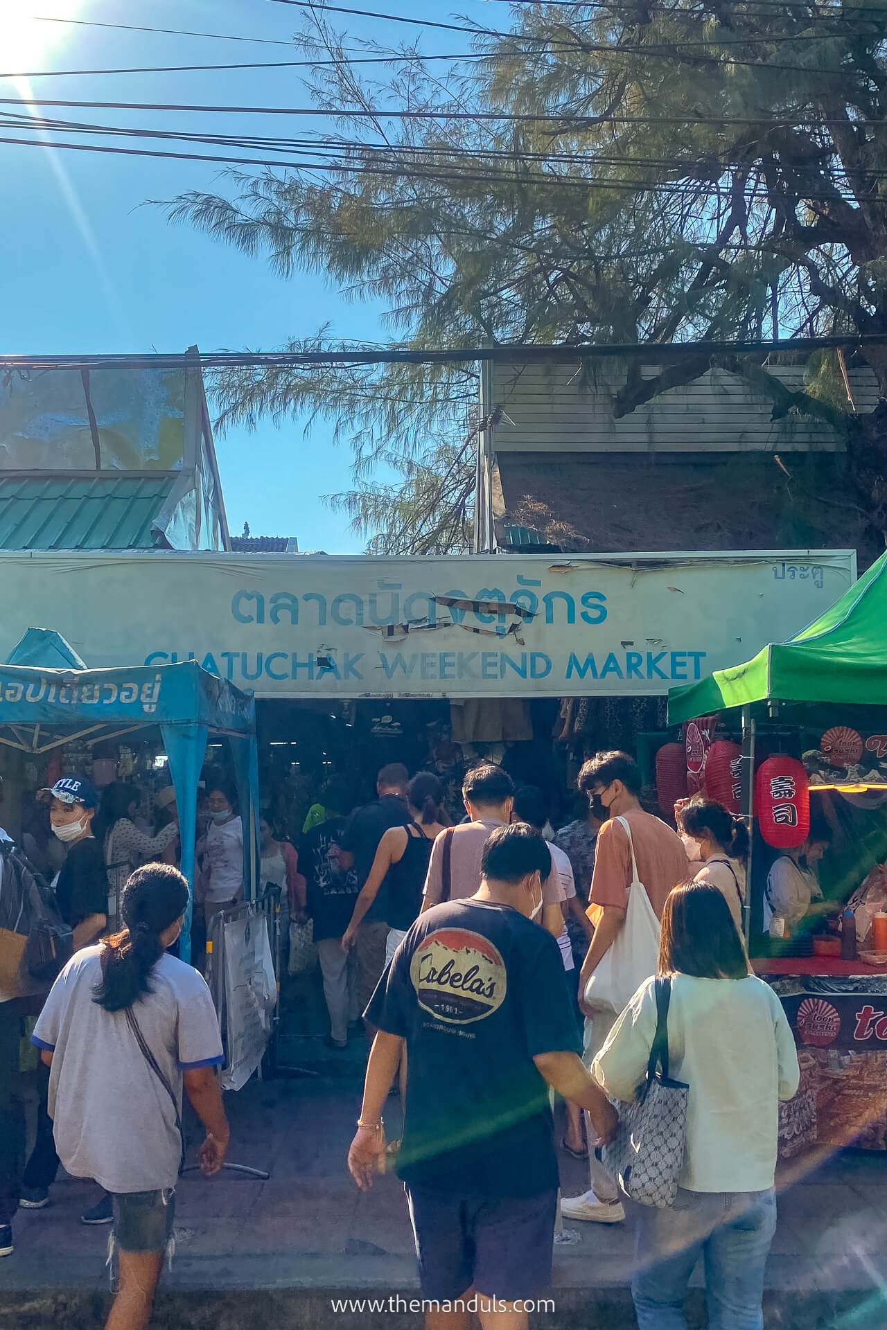 Chatuchak Weekend Market Bangkok 18 Chatuchak Weekend Market entrance