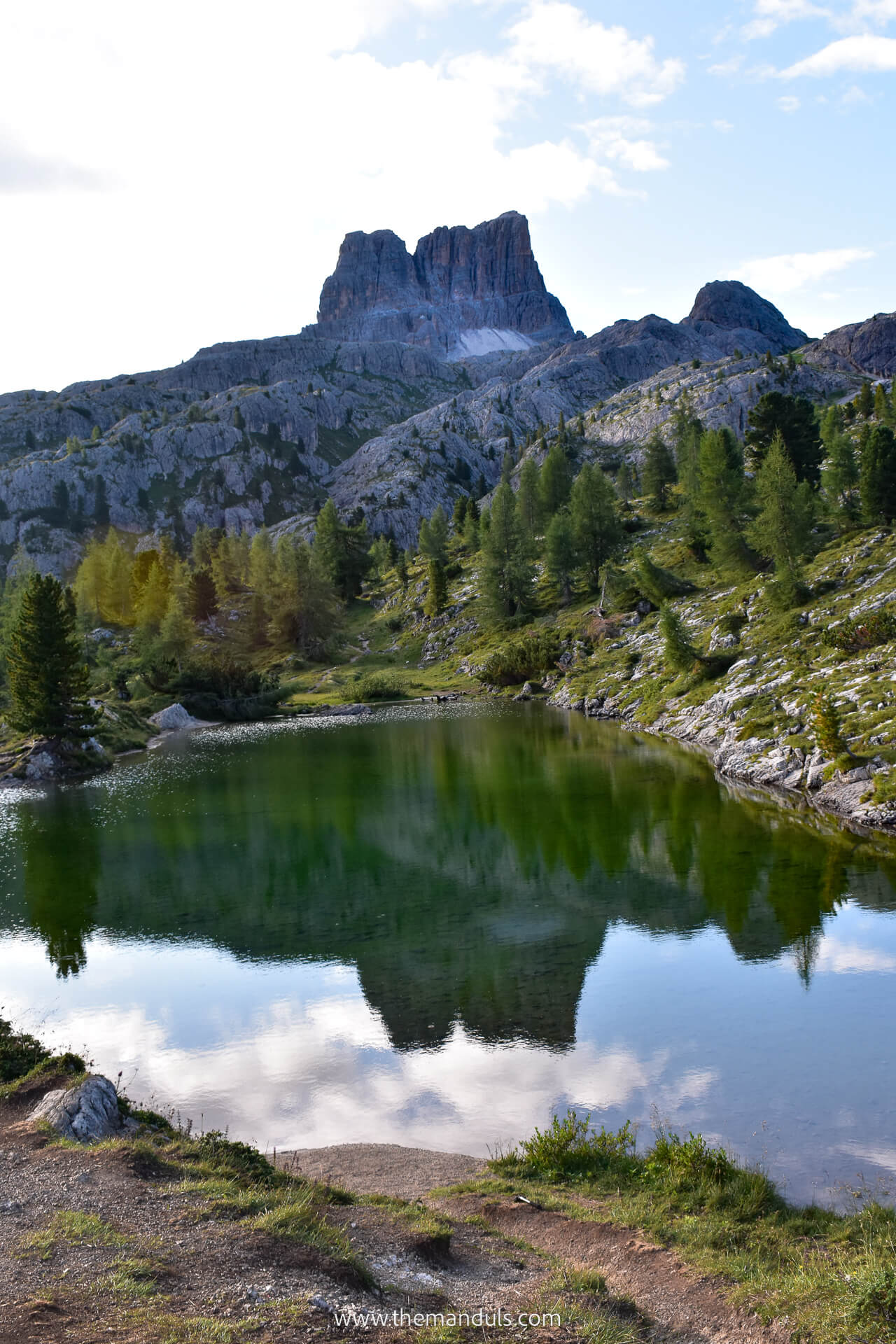 Lago Limides Dolomites 