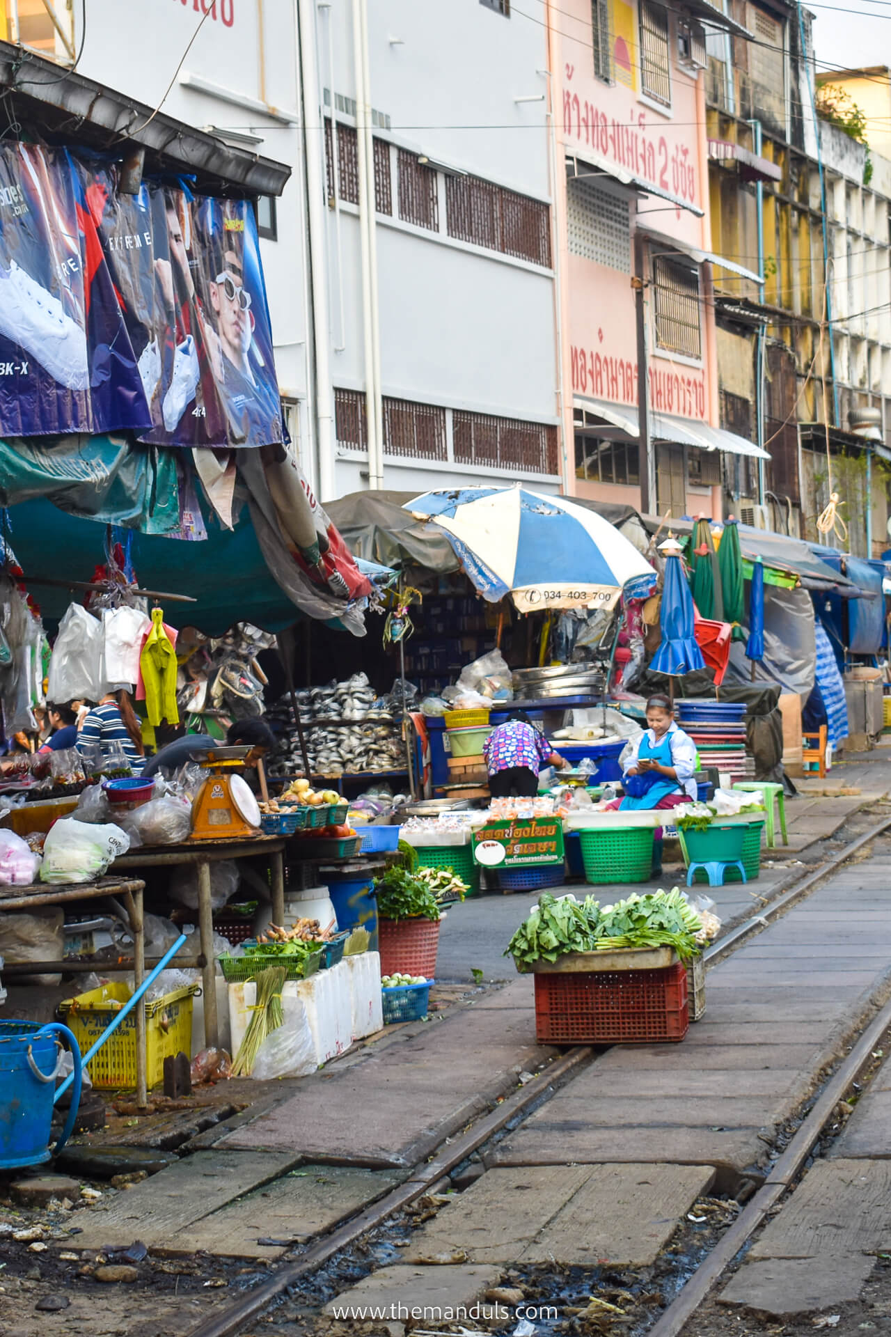 Maha Chai Thailand 4 Mae Klong Railway Market - Maha Chai