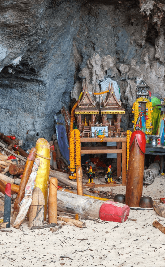 Phra Nang Cave Phra Nang Cave