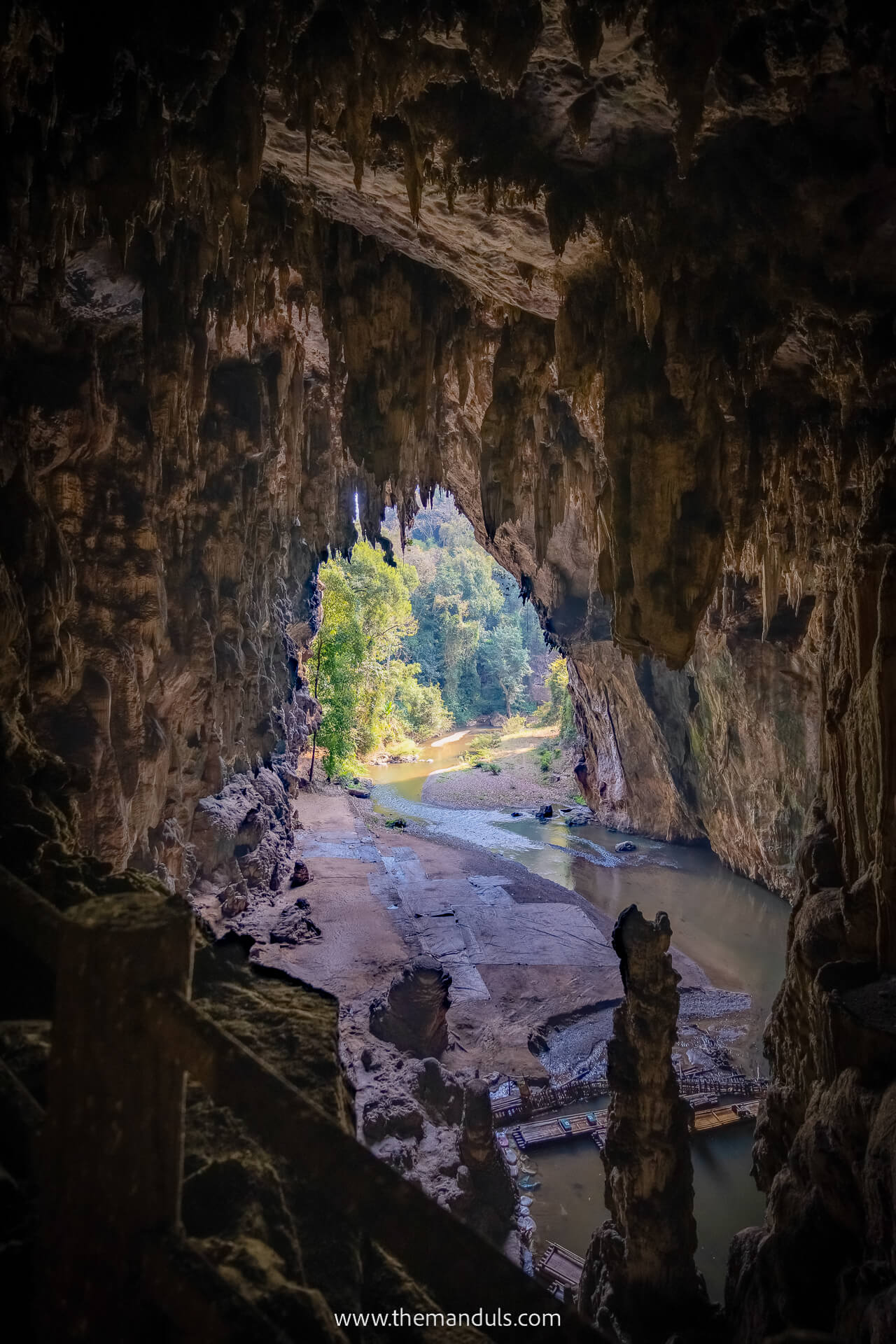 Tham Lod Cave Thailand 1