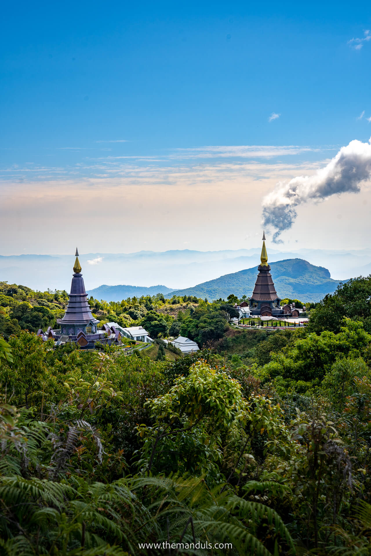 Twin Royal Pagodas Doi Inthanon National Park Thailand Twin Royal Pagodas Doi Inthanon National Park Thailand