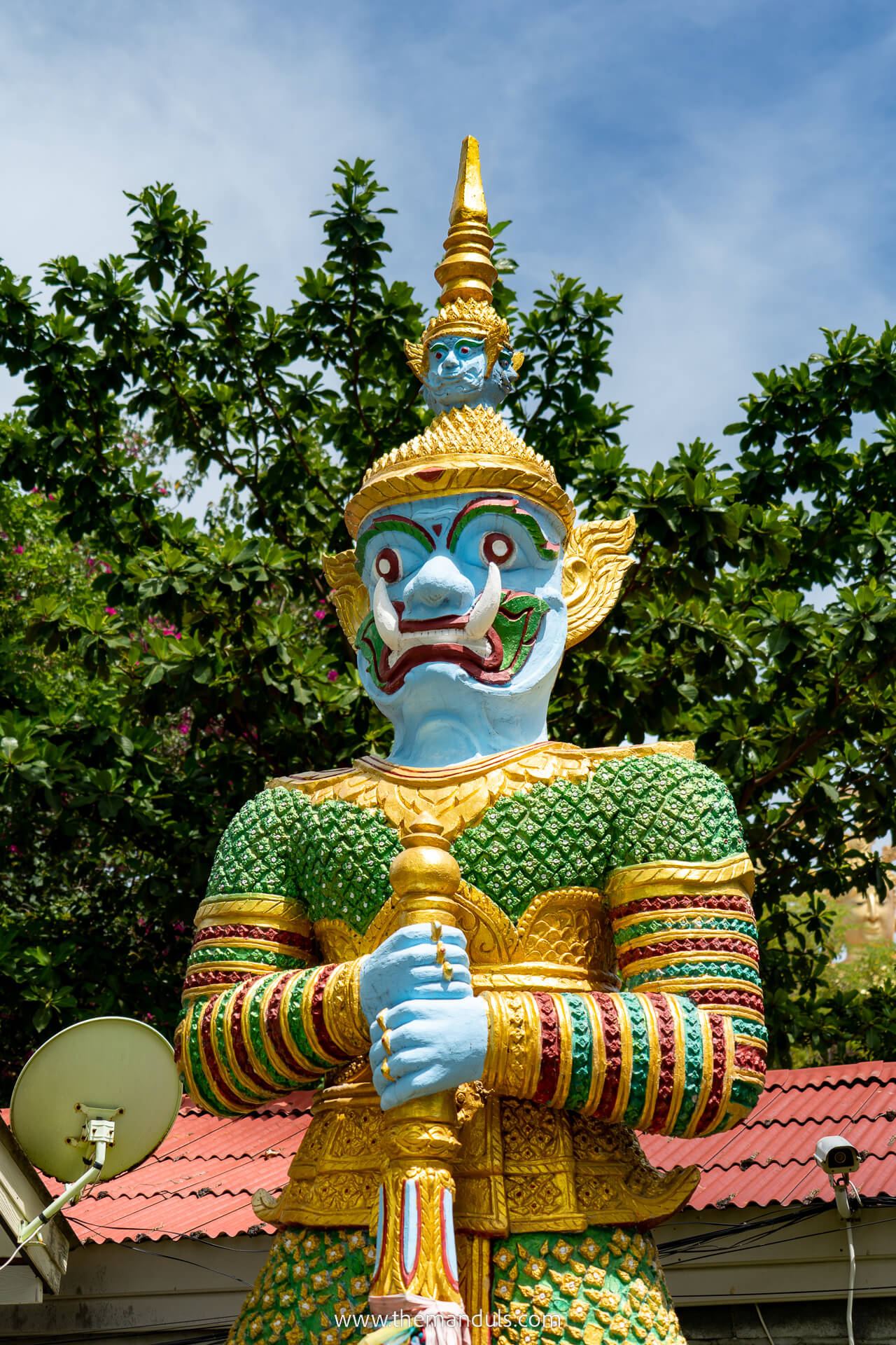 Wat Plaim Laem Best Things to Do on Koh Samui 1 4 Wat Plaim Laem Best Things to Do on Koh Samui