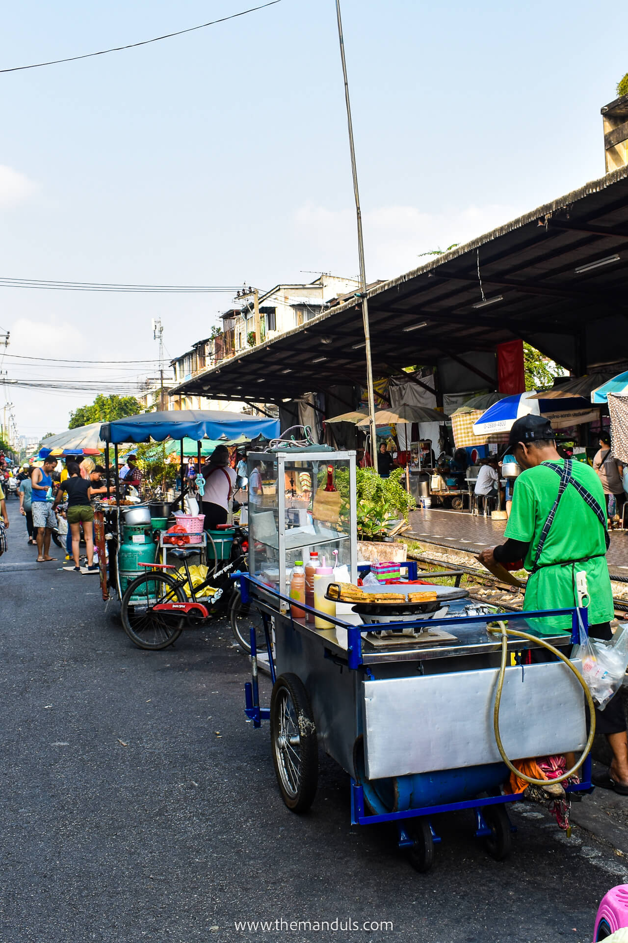 Wong Wian Yai Bangkok 4 Mae Klong Railway Market - Wong Wian Yai Bangkok