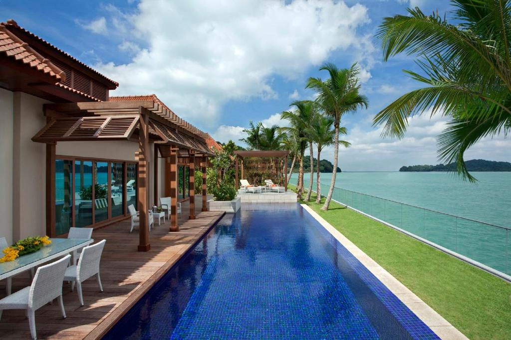 Where to stay in Singapore - Resorts World Sentosa Equarius Villas Where to stay in Singapore - Resorts World Sentosa Equarius Villas