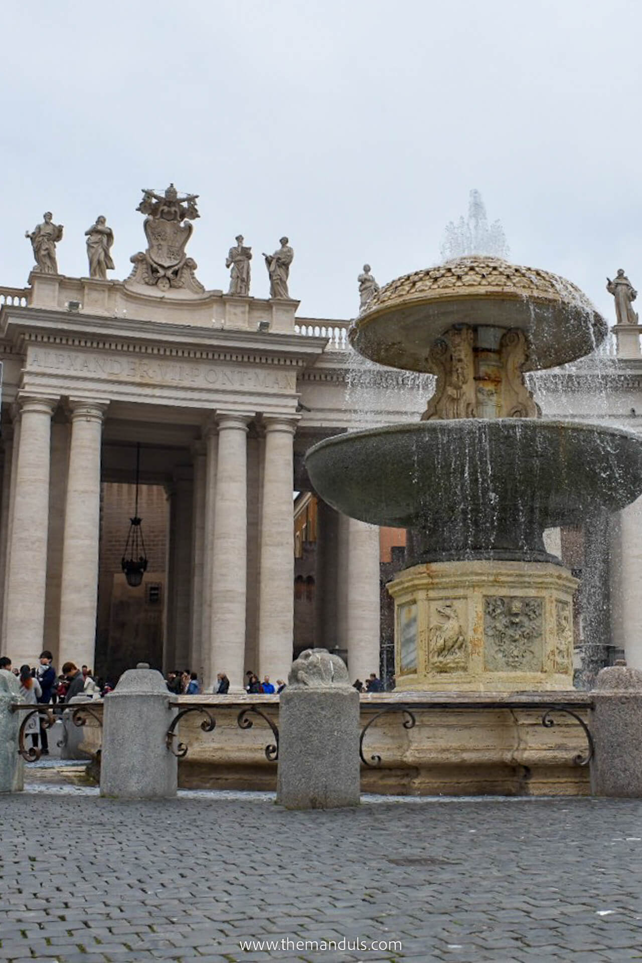 Vatican City Piazza San Pietro 2