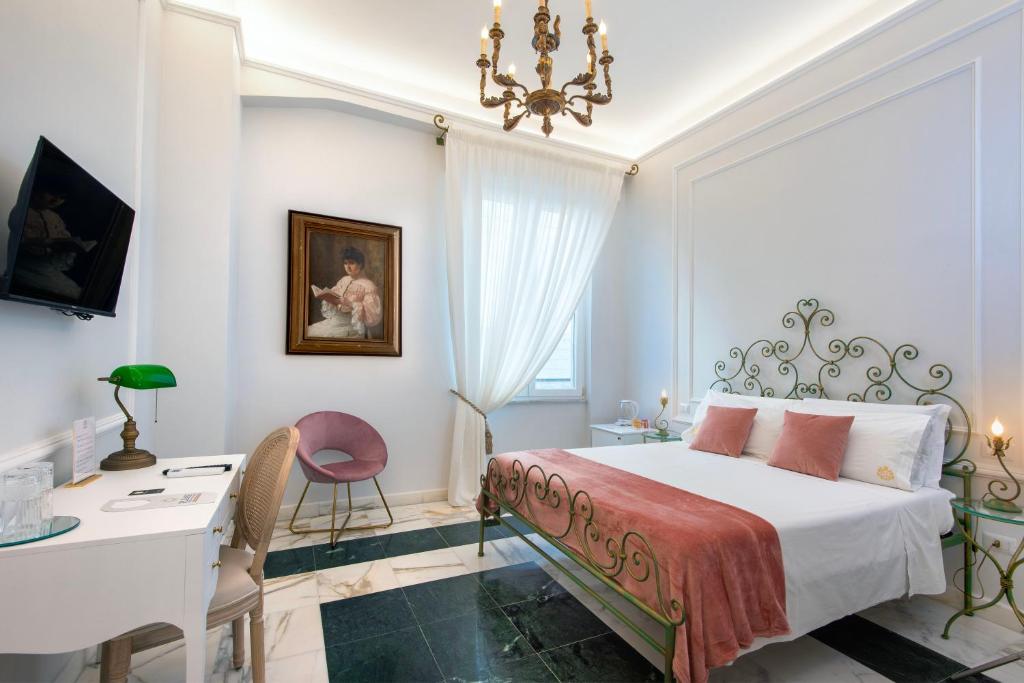 Where to stay in Naples best hotels Residenza Borbonica