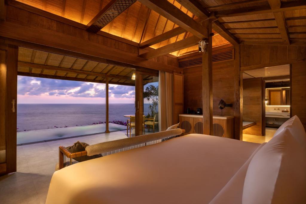 Where to stay in Nusa Penida Semaya Beach Resort