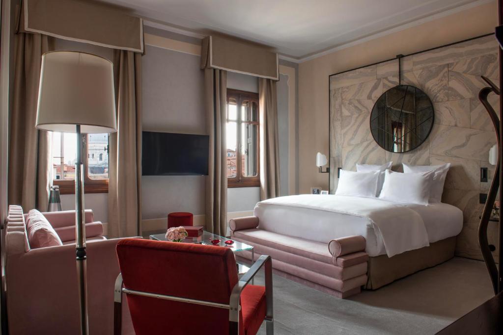 Where to stay in Venice Best Hotels Nolinski Venezia - Evok Collection