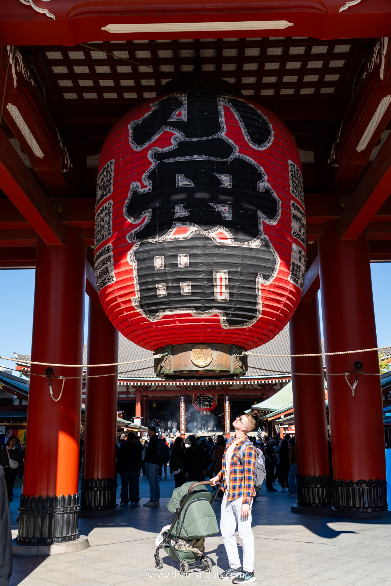 Asakusa Tokyo Kaminarimon Gate