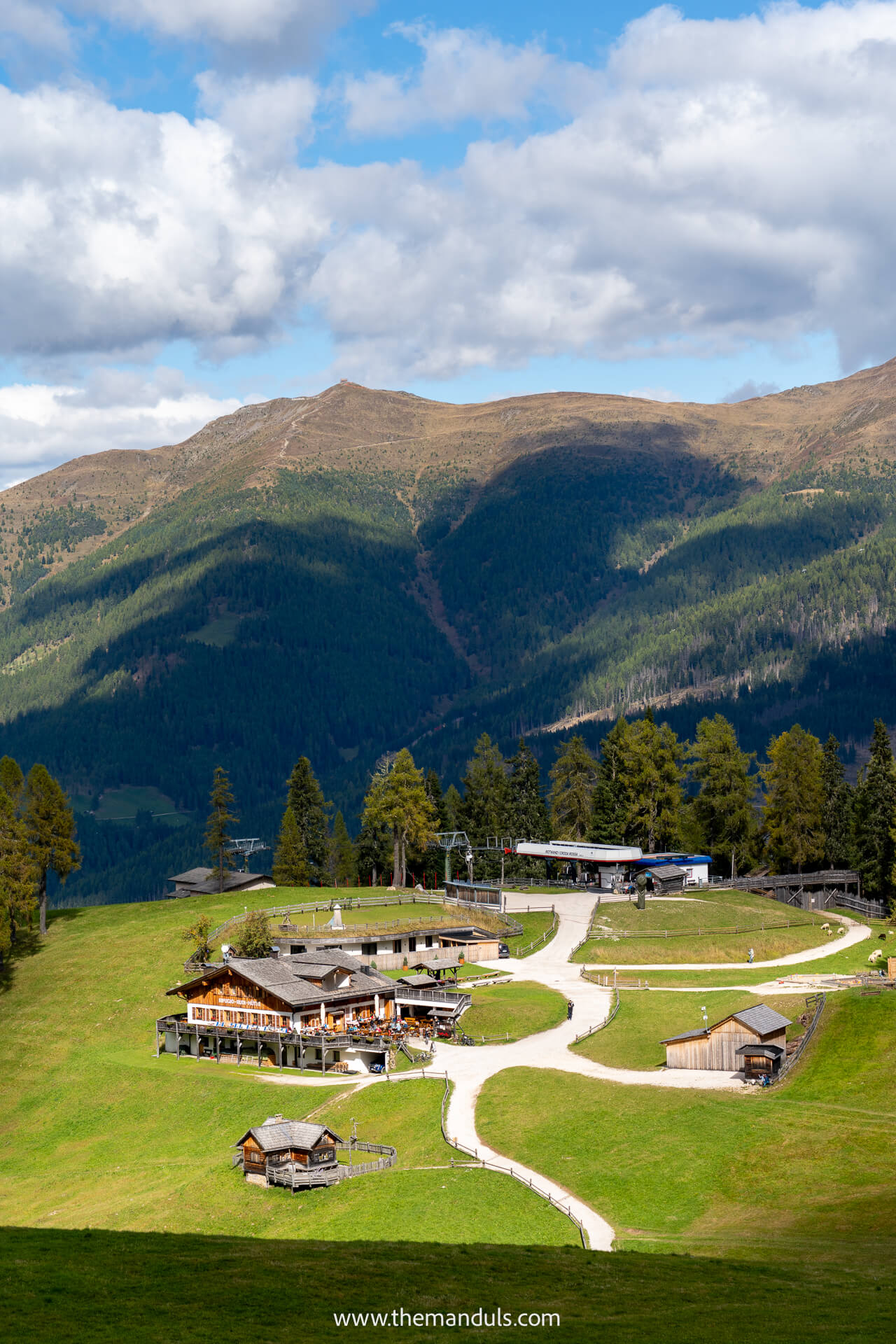 Croda Rossa hike Dolomites