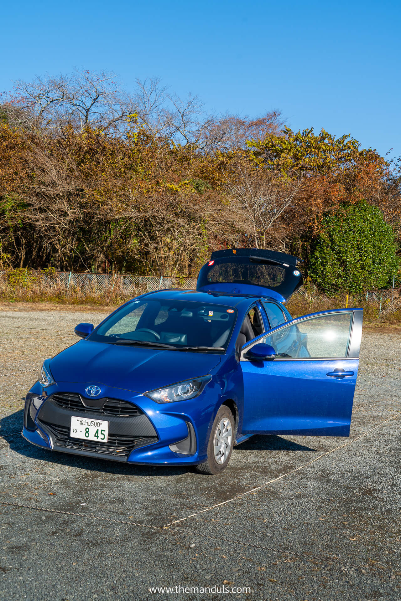 Rent a car at Mount Fuji