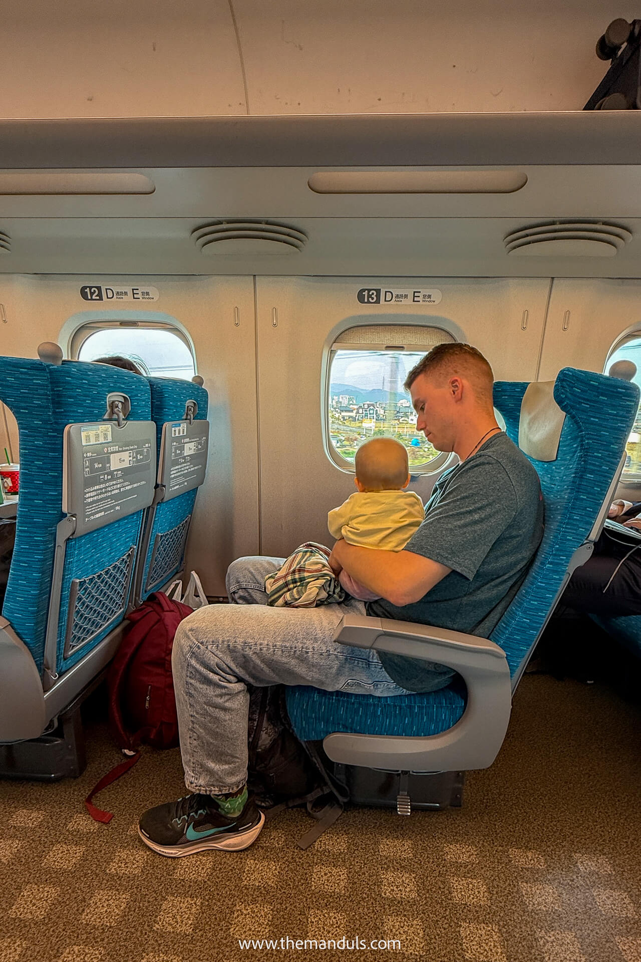 tokyo to Kyoto Shinkansen Tokaido Line interior tokyo to Kyoto Shinkansen Tokaido Line interior