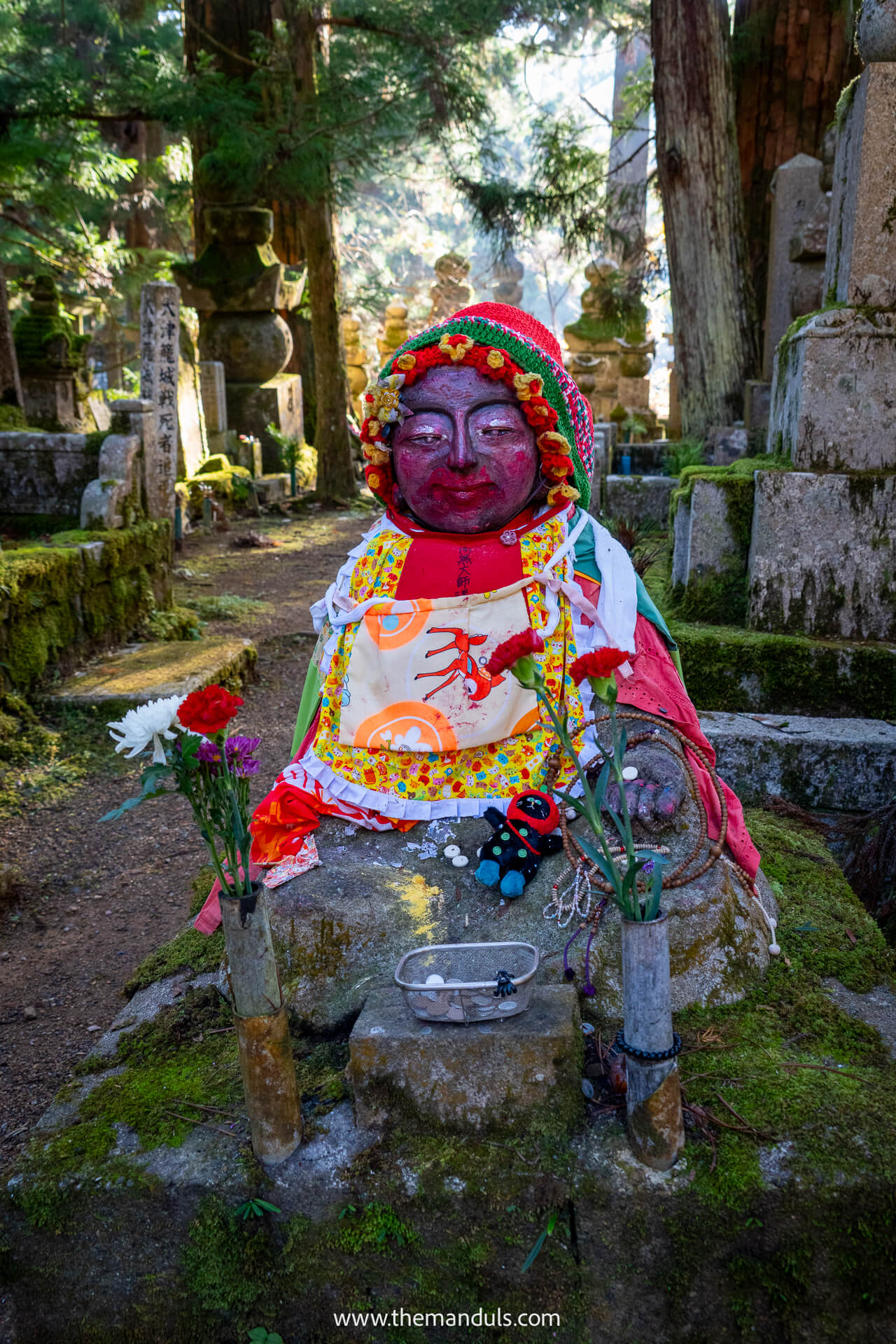 Koyasan Okunoin cemetary