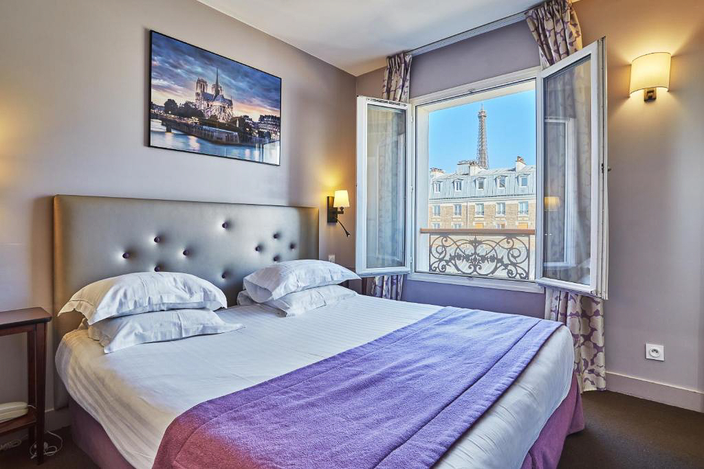 Best Eiffel Tower view hotels - Hotel le Relais Saint Charles
